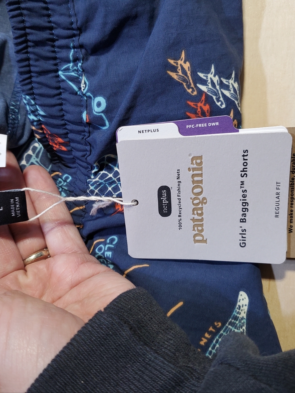 Patagonia Girls Baggies Shorts - Picture 2 of 12